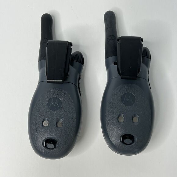 Motorola Talkabout Walkie Talkies T5000 Two-Way Radios Set of 2 Gray 22 Channels - Picture 4 of 10